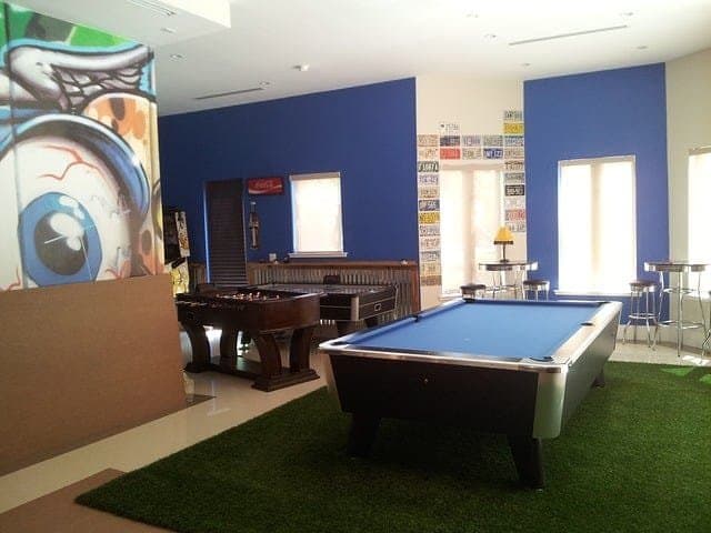 Eight Must Have Pieces of Furniture for Your Game Room